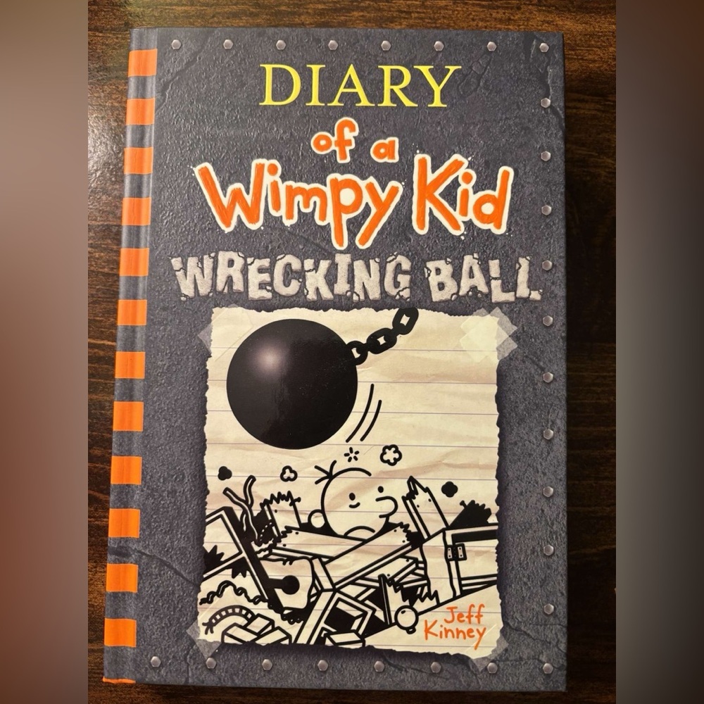 Diary of a Wimpy Kid: Wrecking Ball - Gray and Orange